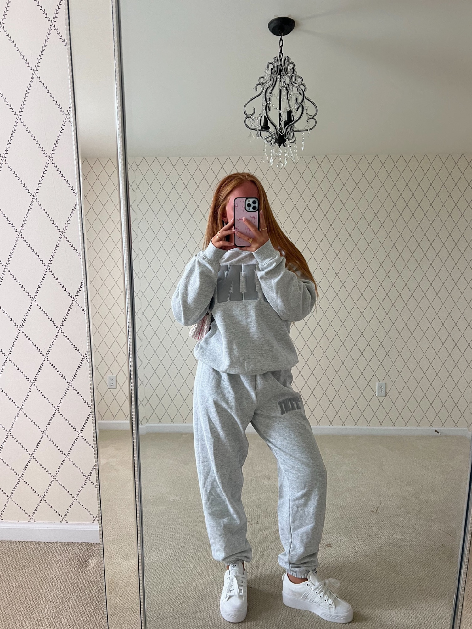 Grey set